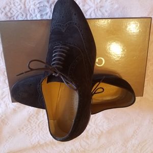 Gucci men's brown  suede size 9 shoes